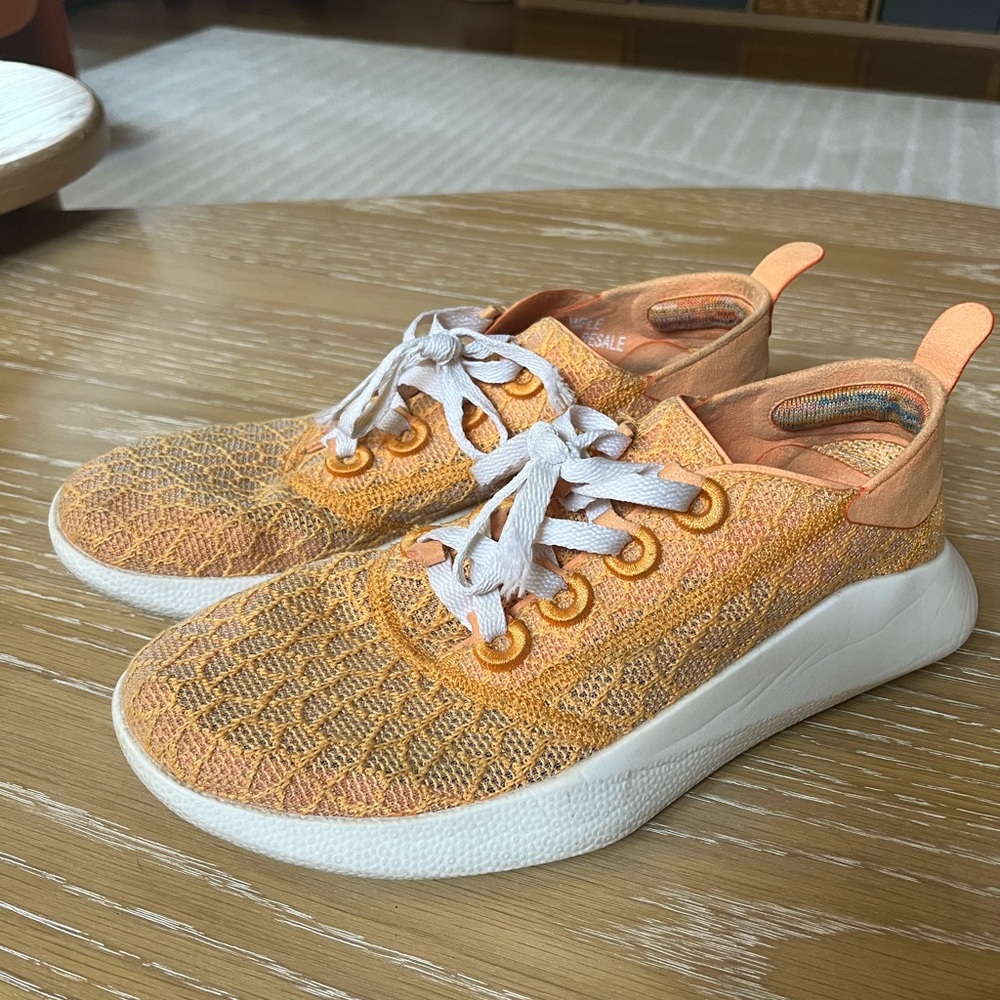 Allbirds Sample Shoe - Size 9